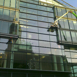 Cleaning high level windows – are your operatives working safely?